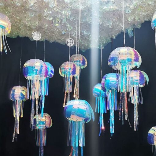 отражающий орнамент в виде медузы